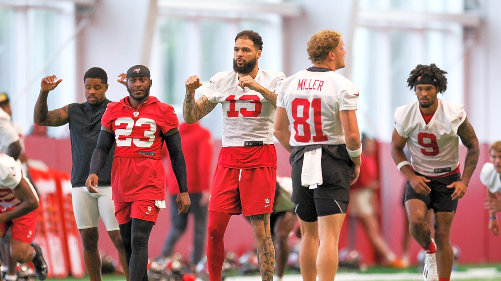 Buccaneers WR Mike Evans Shares Thoughts on Tez Johnson and Emeka Egbuka