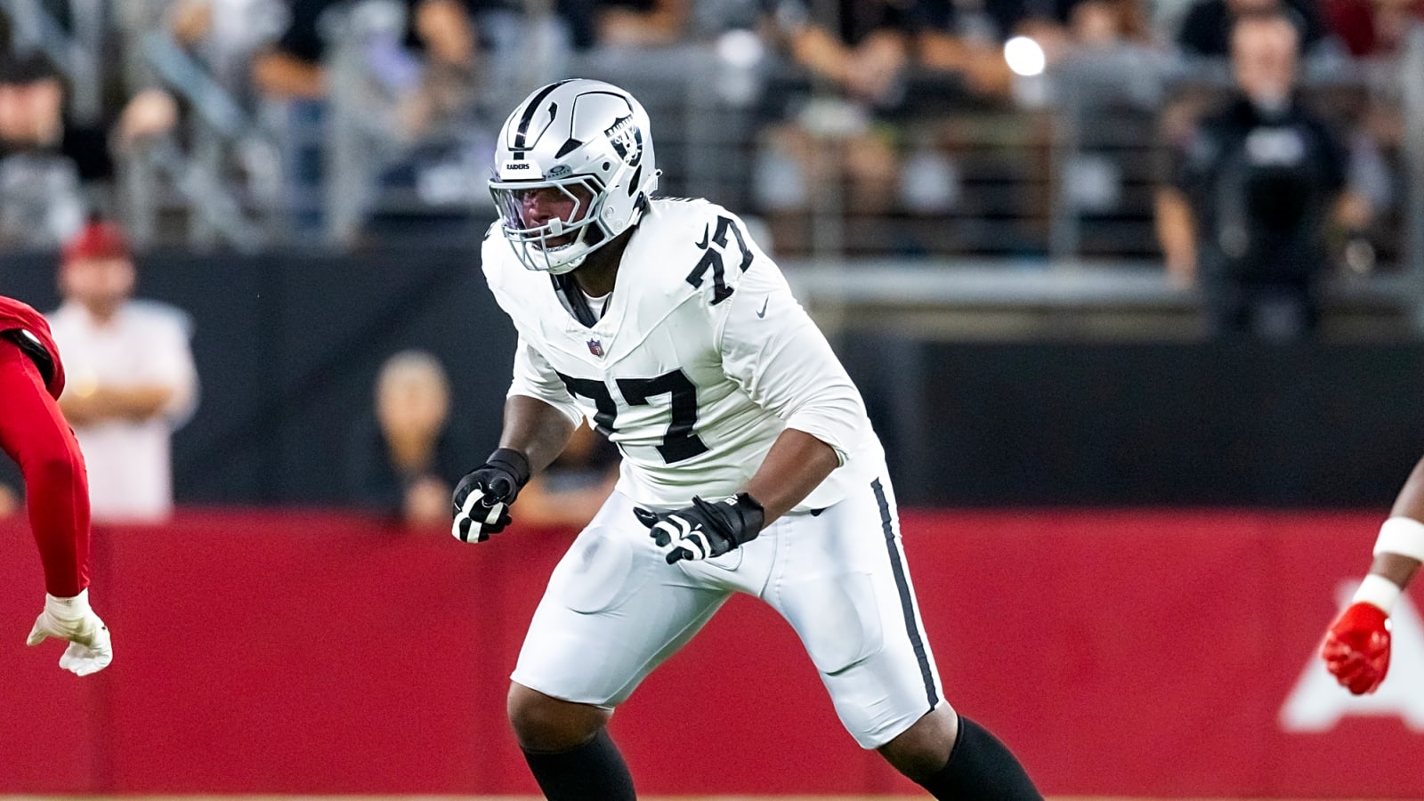 Raiders make change with offensive line depth