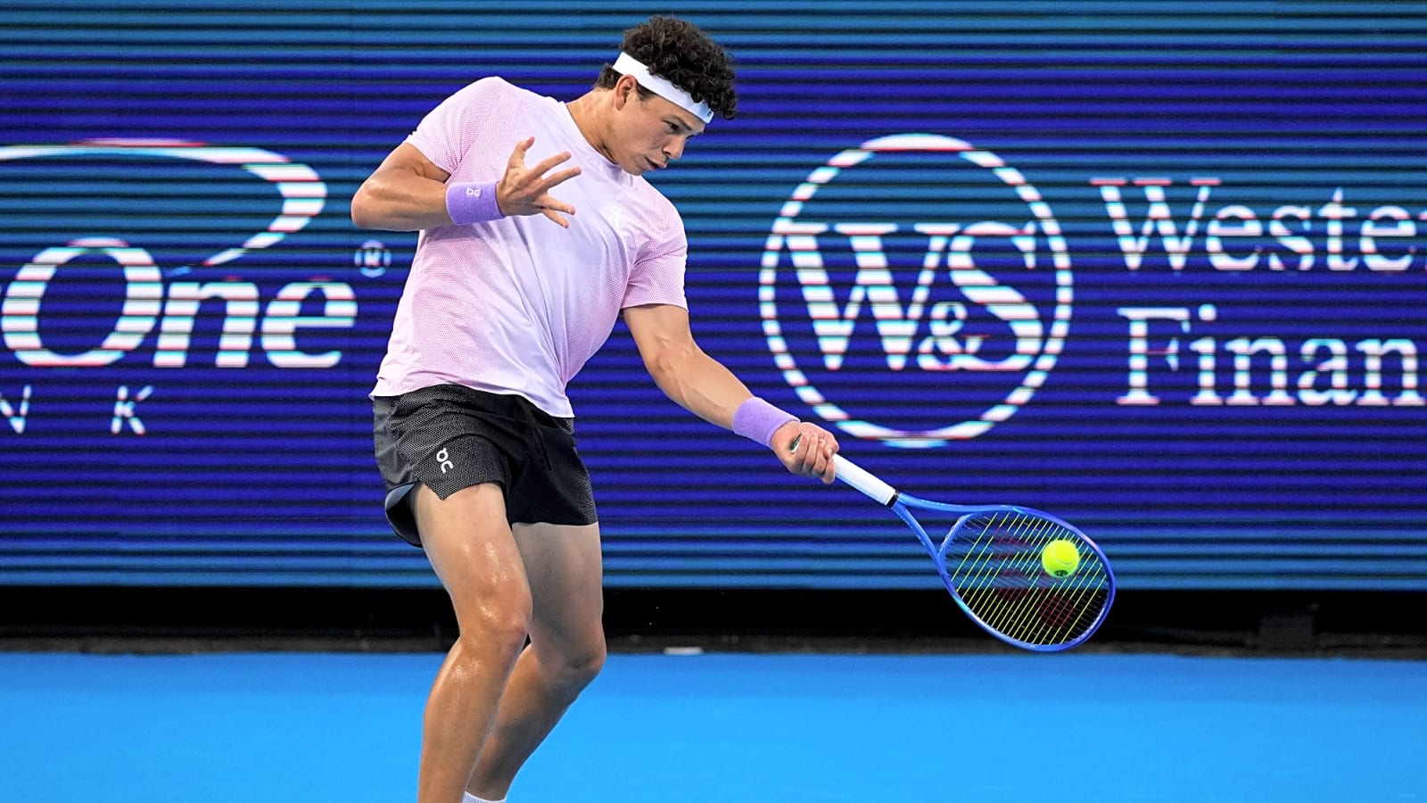 'He can actually take Alcaraz and Sinner out,' Mats Wilander names dark horse for US Open 2025