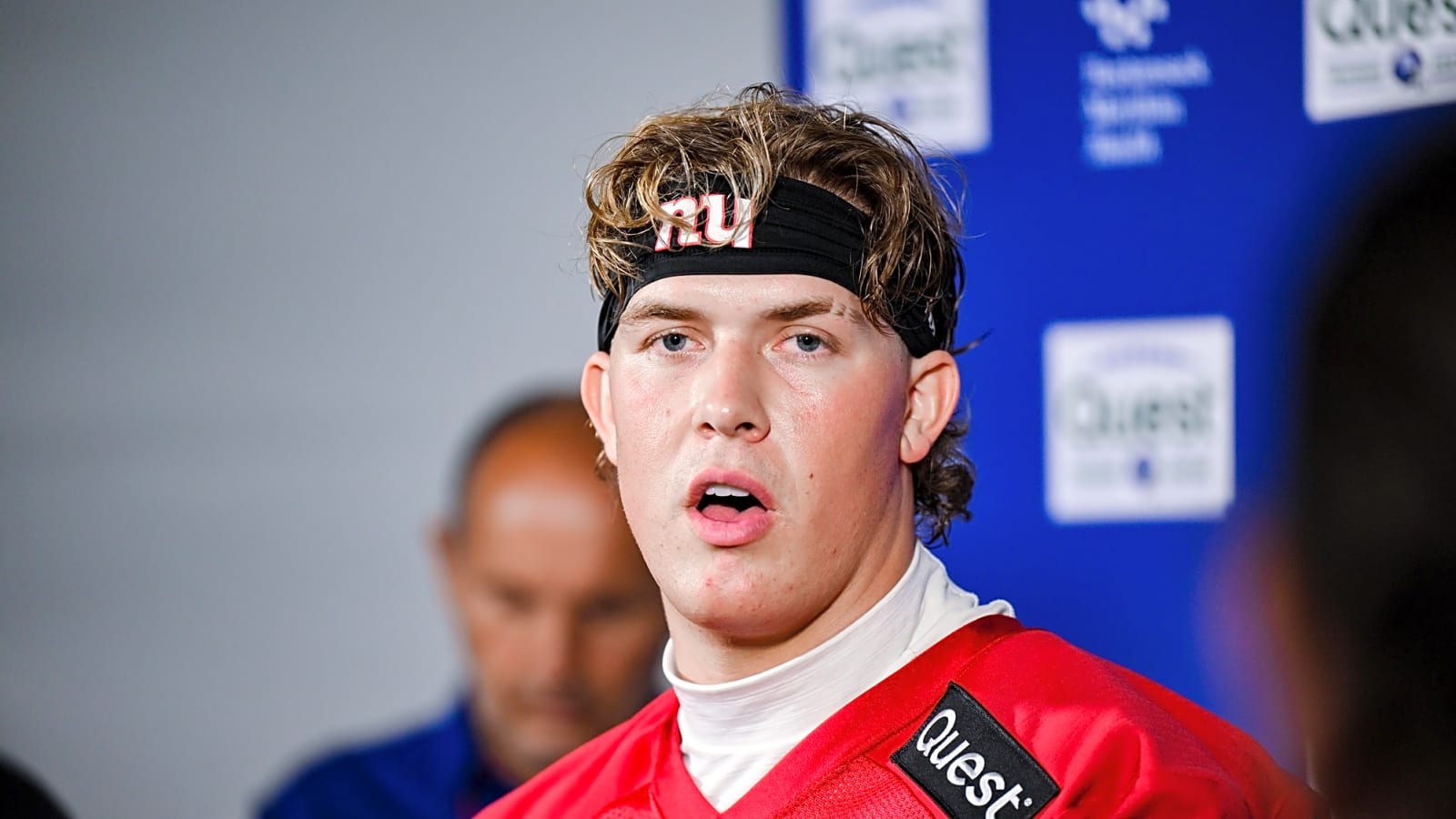 Eli Manning delivers powerful message to young QBs Giants rookie Jaxson Dart