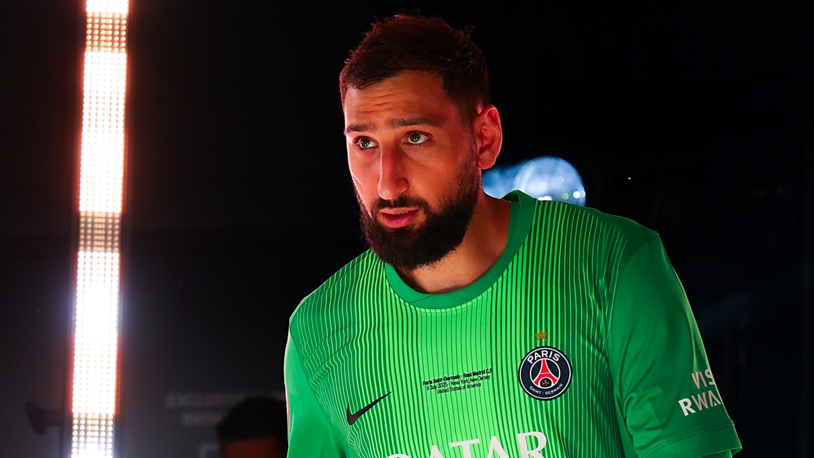 Three goalkeepers who could solve Manchester United's issues