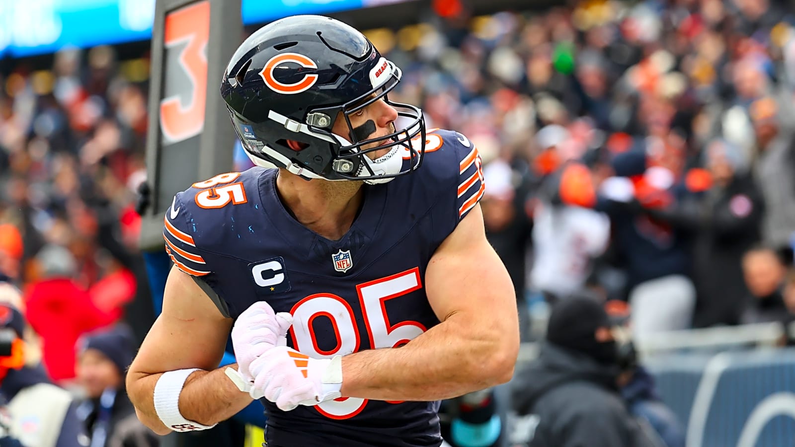 Chicago Bears Linked to Interesting Trade Ahead of 2025 NFL Season