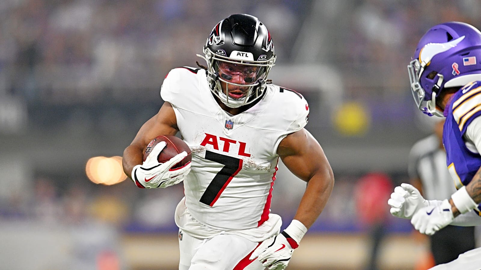 Robinson, Falcons Defense Power First Win of Season vs. Vikings