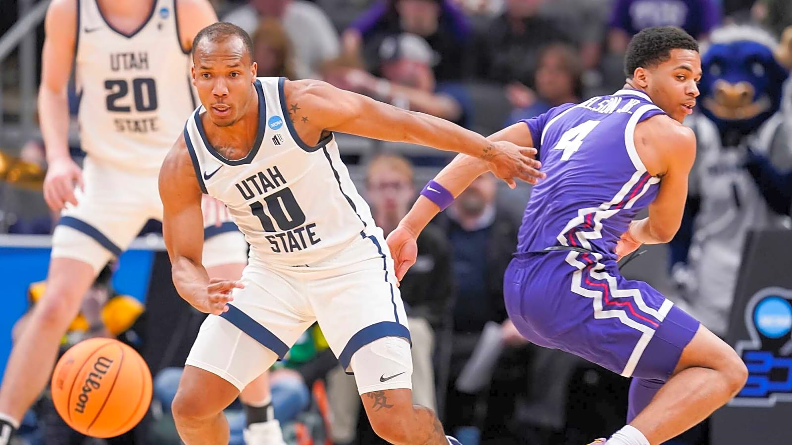Cavaliers signing Darius Brown II to camp deal