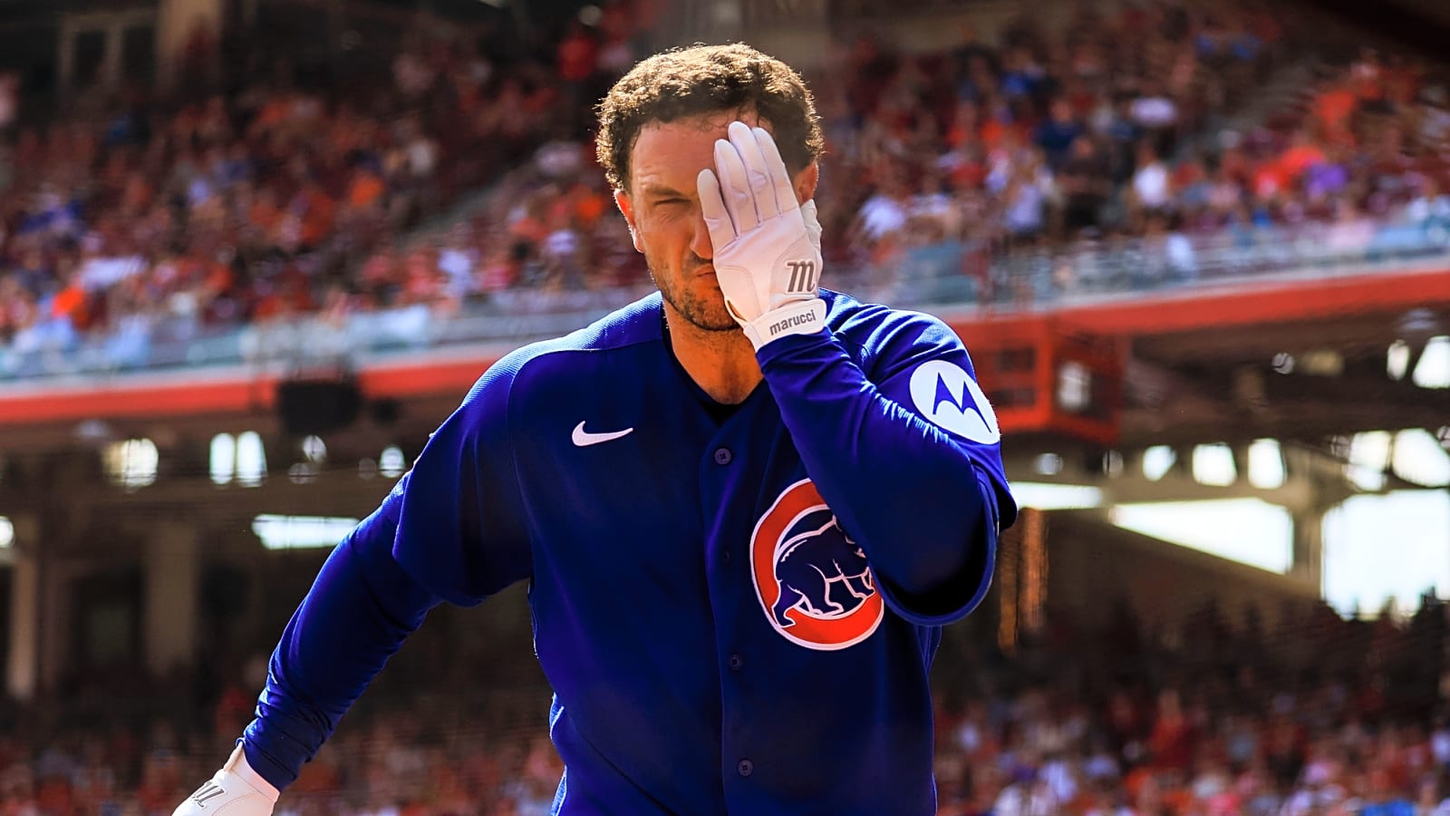 Cubs somber after Alex Bregman's scary injury