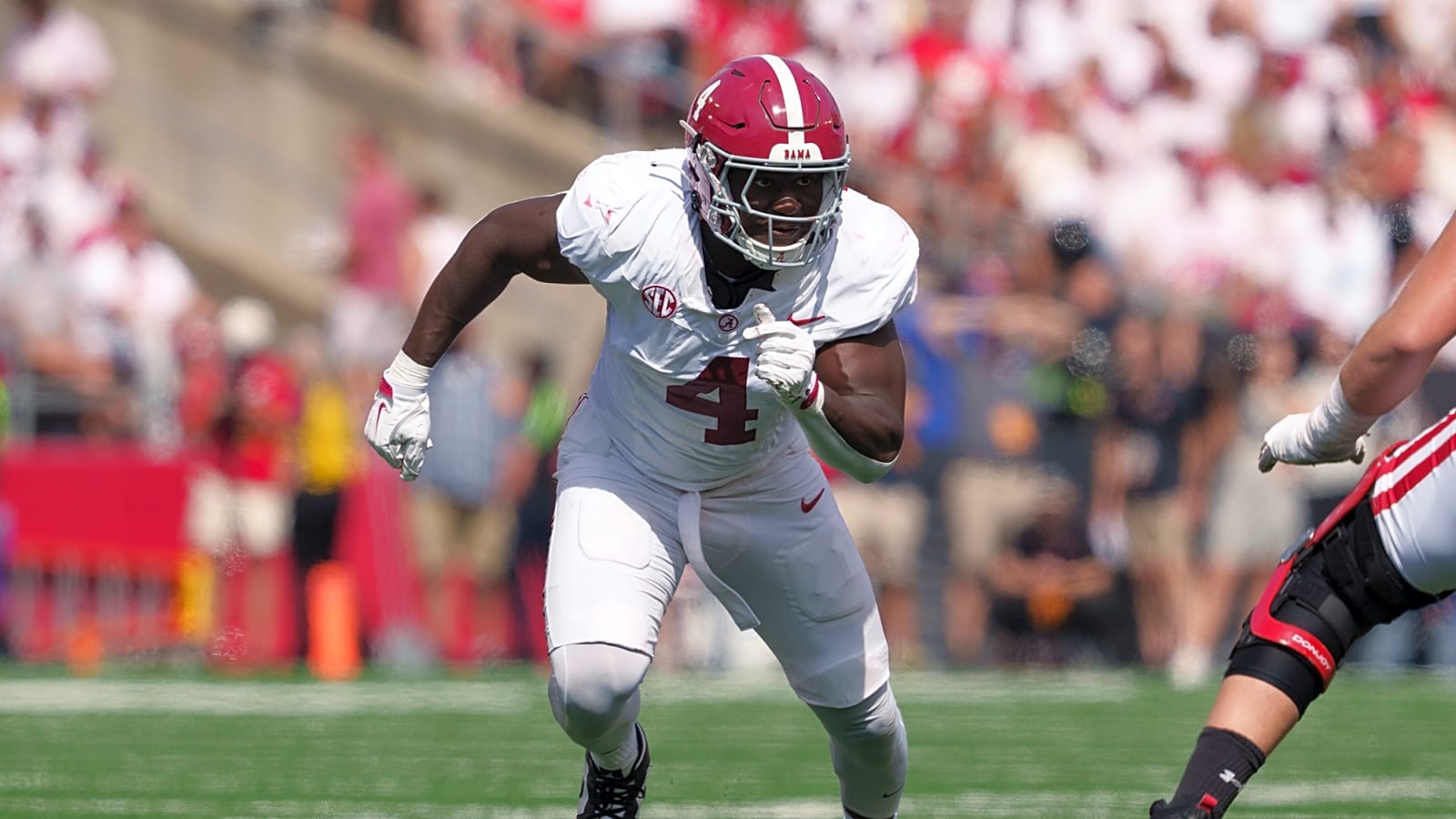 Alabama player says Tide linebacker can run 22 miles per hour at 243 pounds