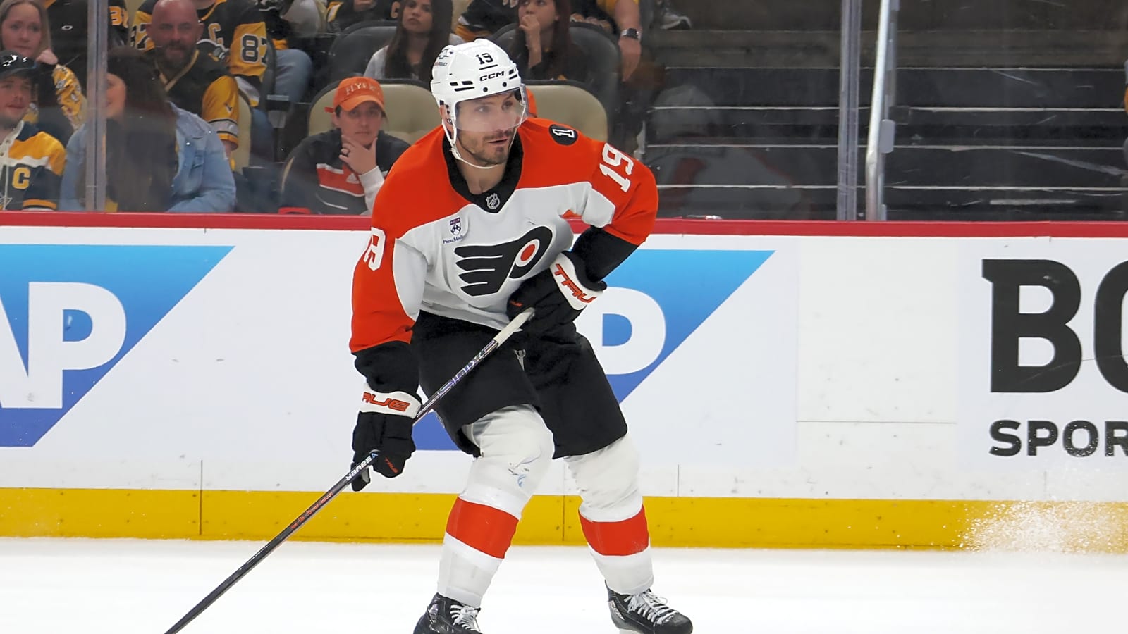 Panthers Acquire Garnet Hathaway