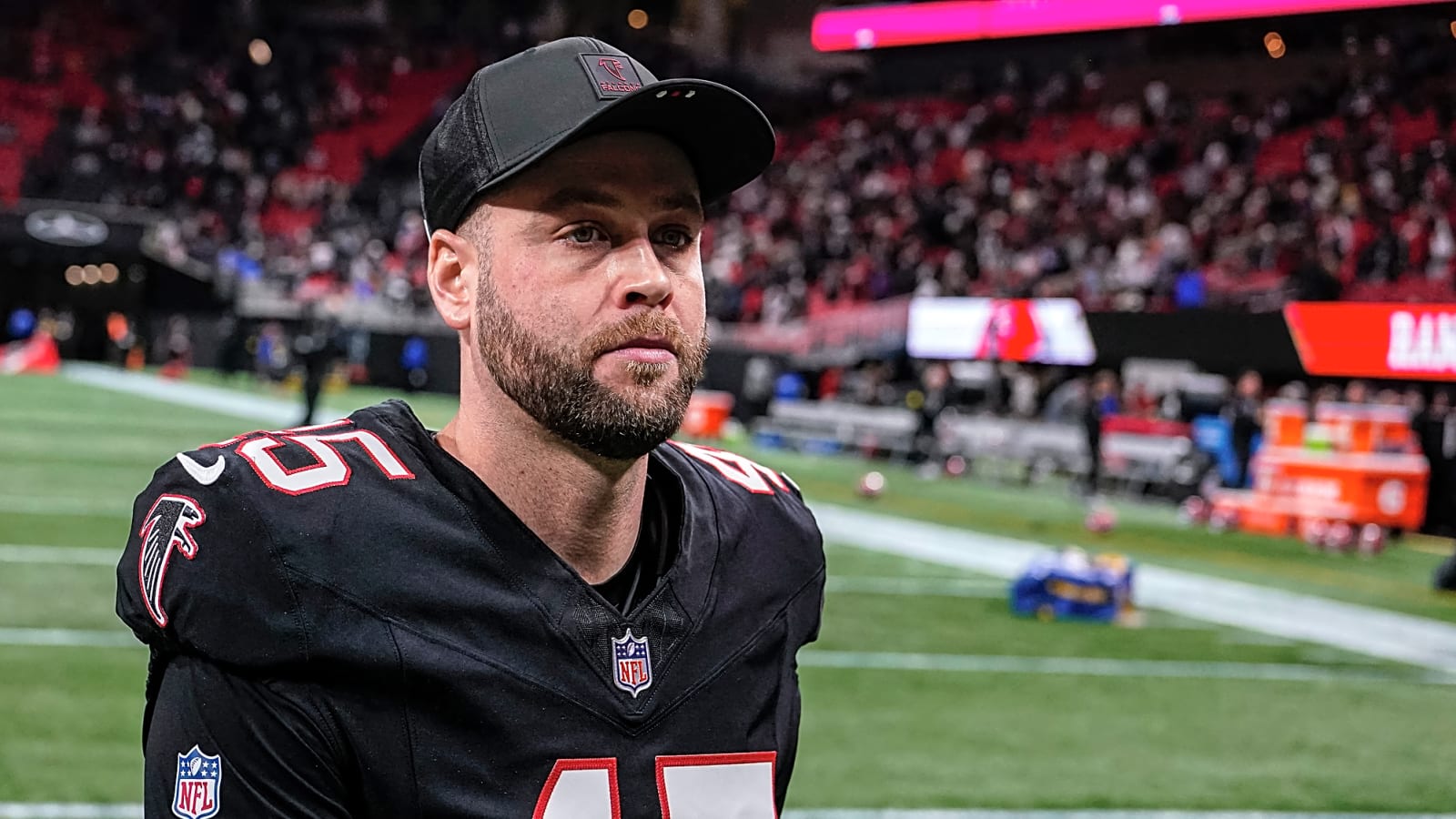 Dolphins Elevated K Zane Gonzalez & DE Max Llewellyn