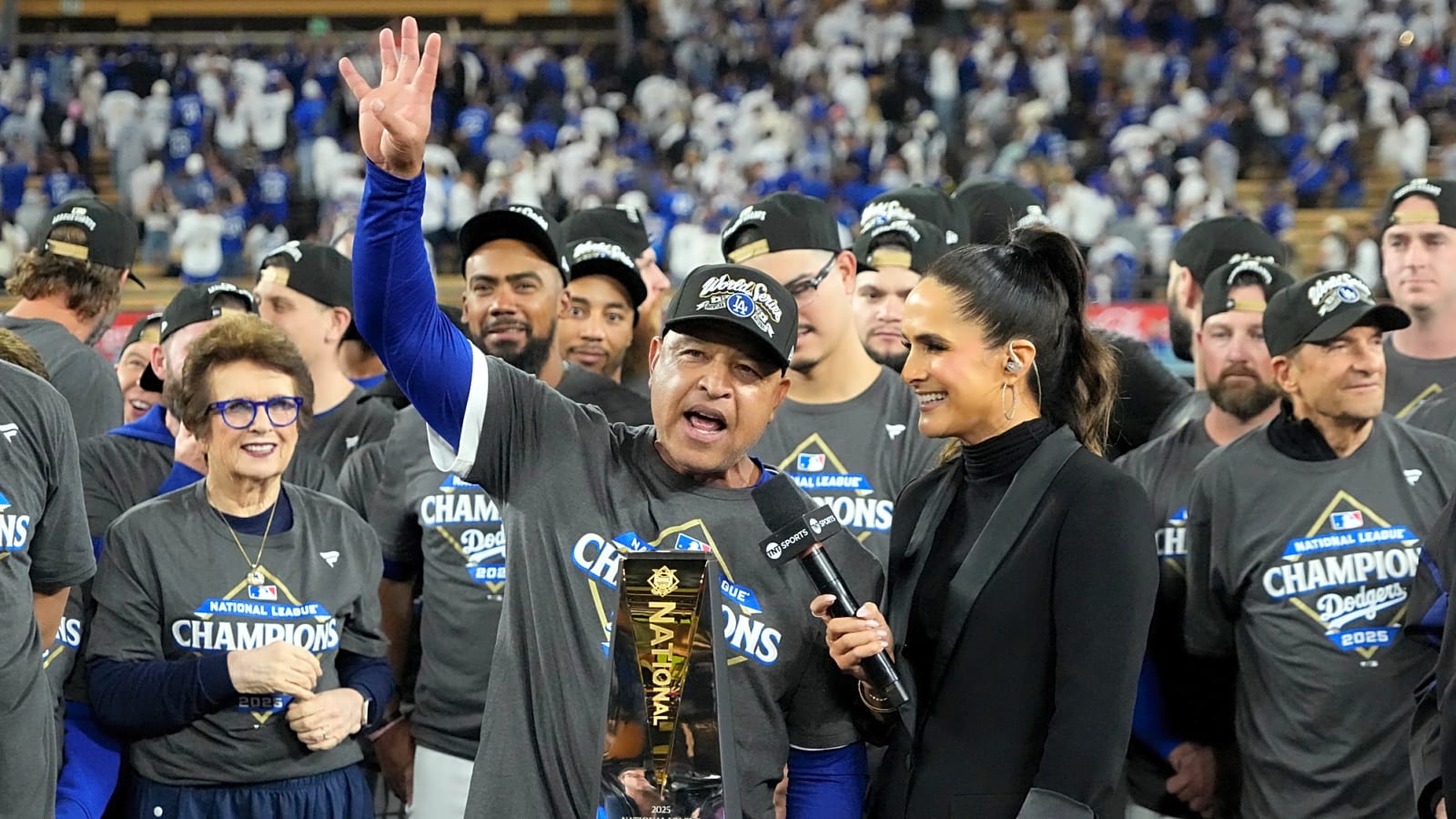 Dodgers fully embracing taking over Yankees' 'Evil Empire' title
