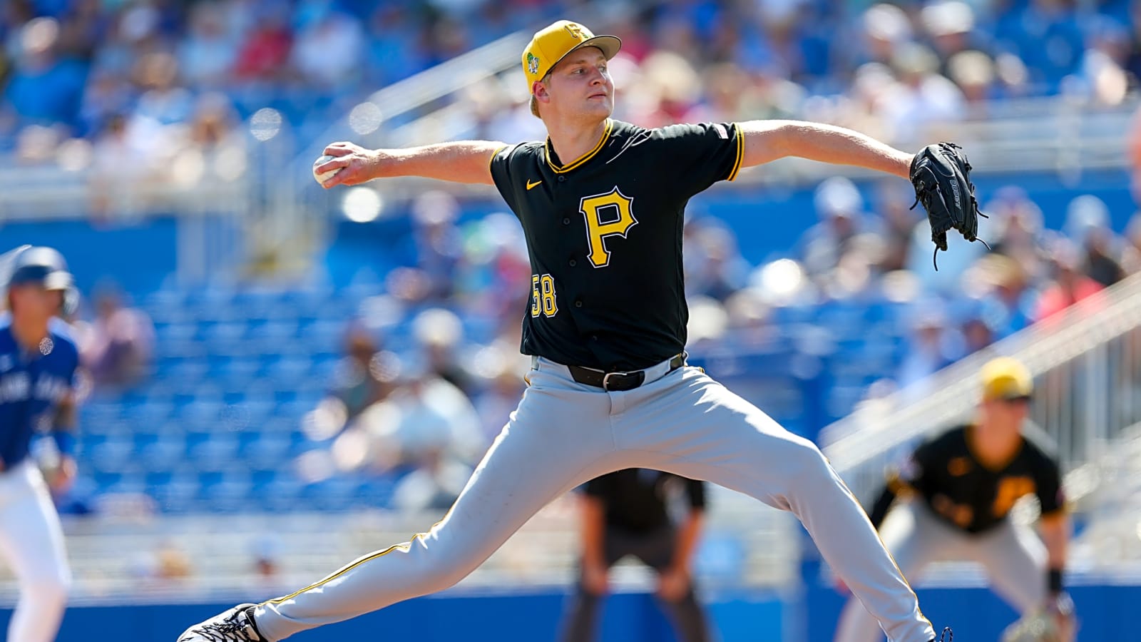 Pirates Select Noah Murdock, Designate Davis Wendzel