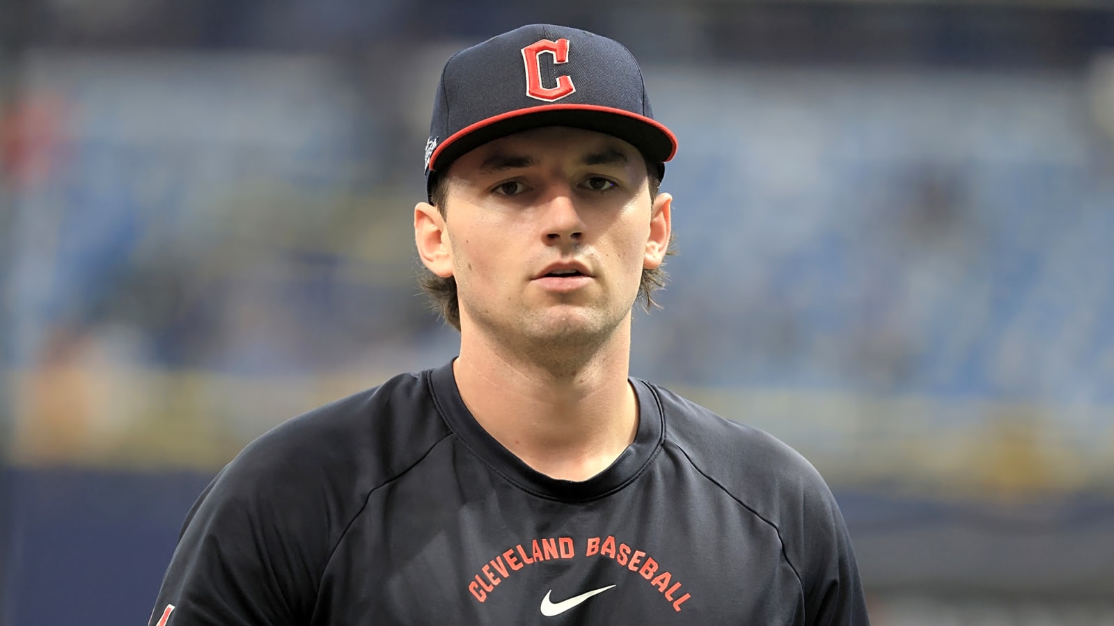 Guardians burned by massive fielding blunder in Game 4 loss