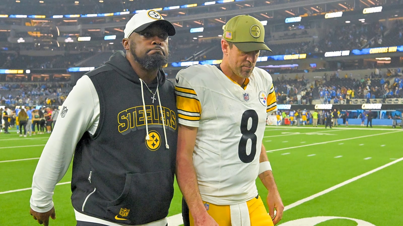 'Geriatric Patient': Steelers' Aaron Rodgers Faces All-Time Criticism After Pitiful Showing