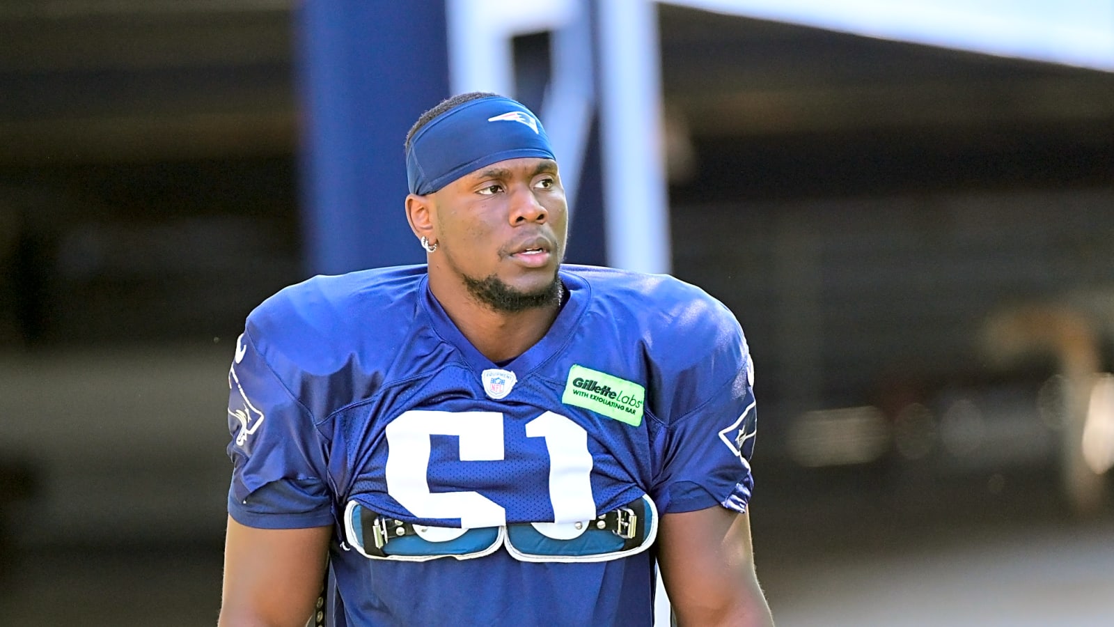 49ers DE Keion White is shot in San Francisco