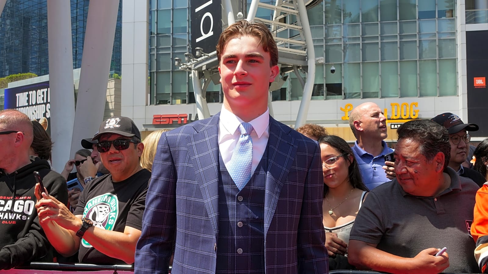 Flyers Expected to Sign Top Prospect Porter Martone