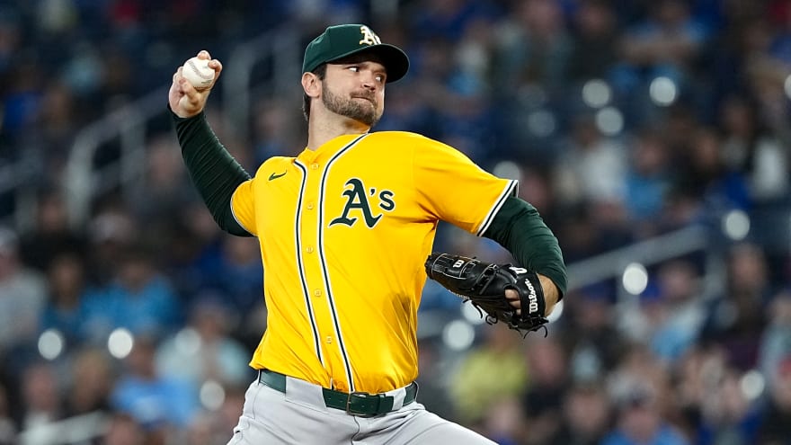 Gunnar Hoglund Undergoes Season-Ending Hip Surgery