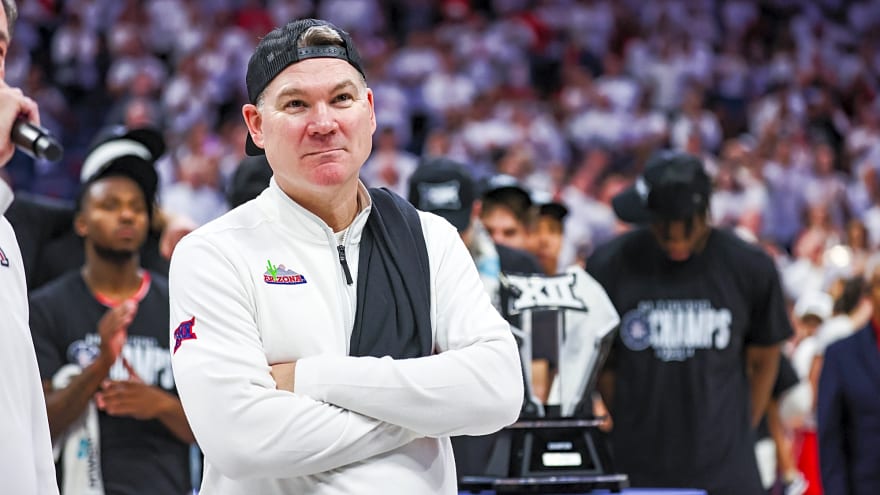 Tommy Lloyd lashes out at ‘lazy’ narrative about Arizona