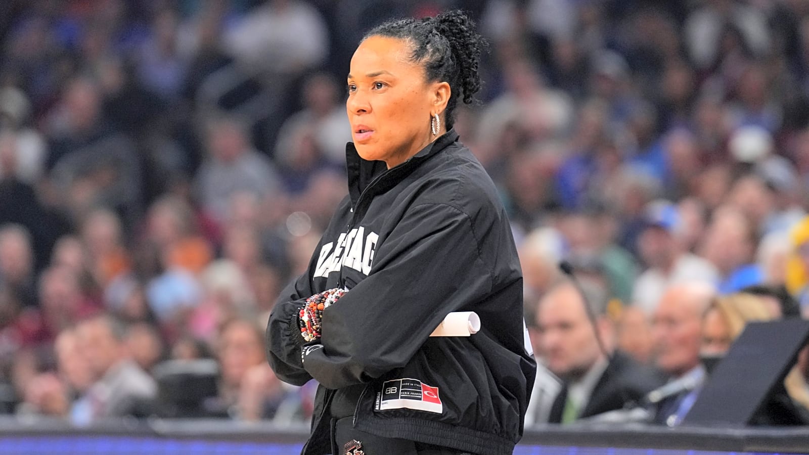 Staley releases statement addressing tense exchange with Auriemma