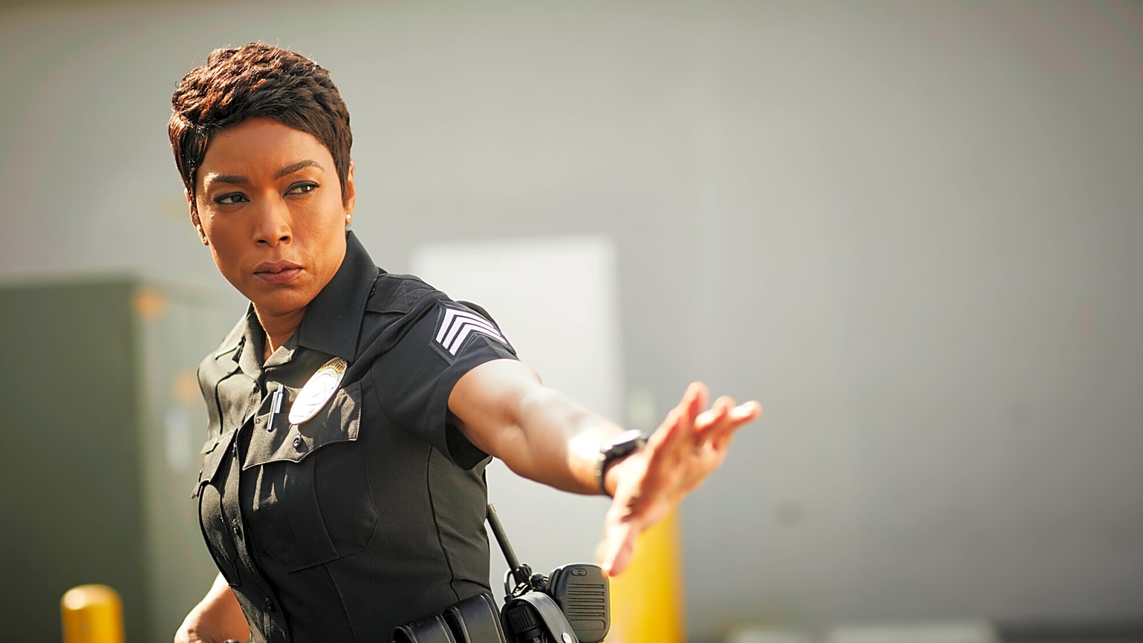 Even Angela Bassett's sister is mad over over Bobby's death on '9-1-1'