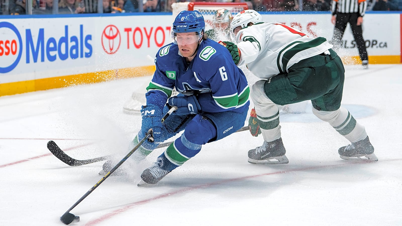 Red Wings Eye Canucks&#39; Unhappy Star Player This Offseason, per Insider