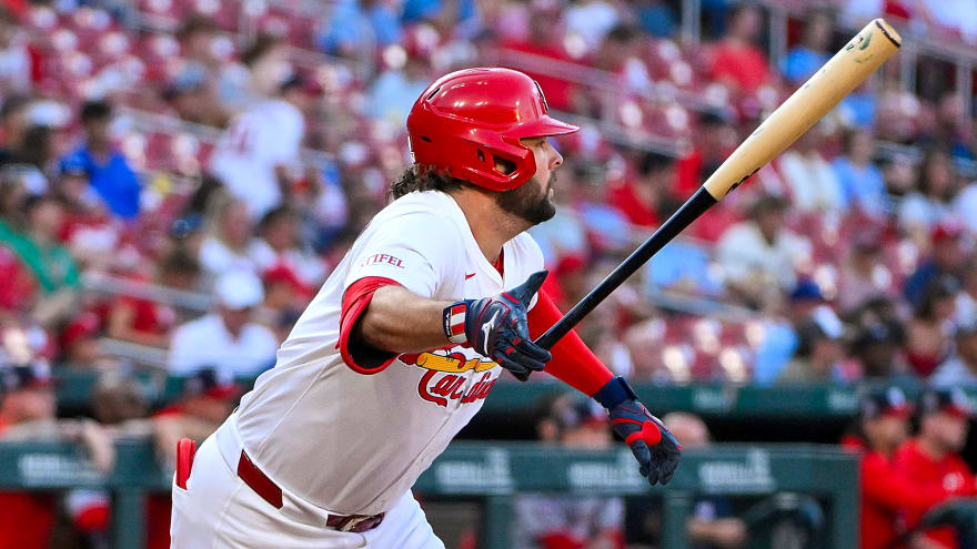 Cardinals explode for eight runs to take series over Nationals