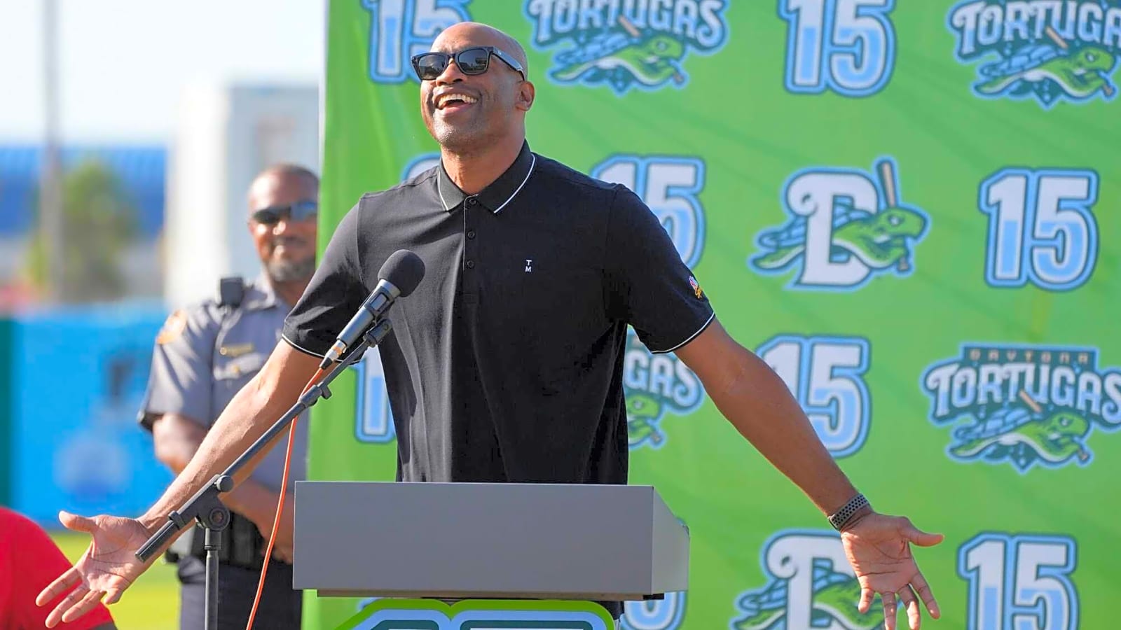 Vince Carter On Controversial Decision To Attend Graduation Ceremony Before Game 7 Duel Against Allen Iverson