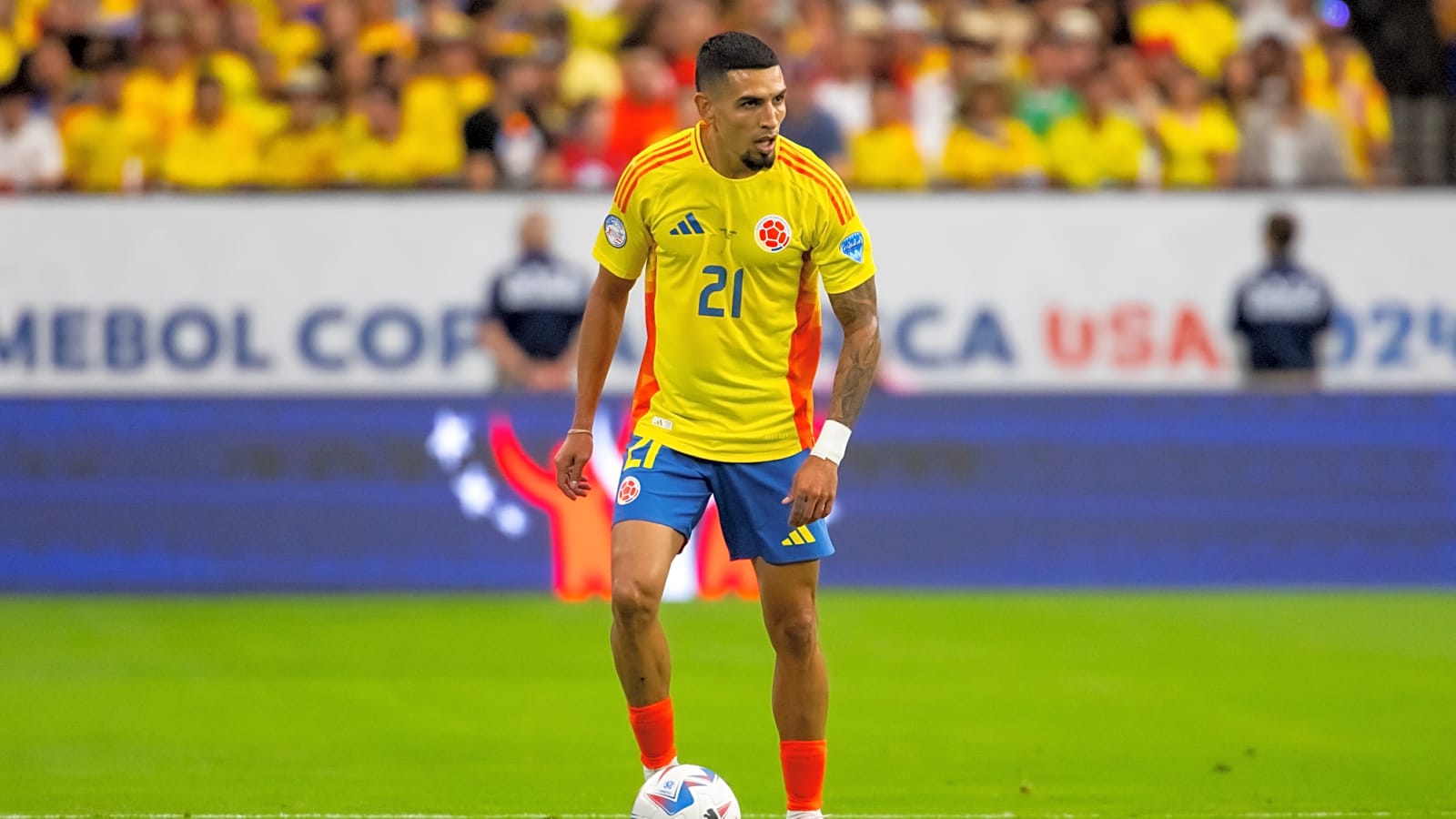 Manchester United unlikely to land 29-year-old Colombian star in January