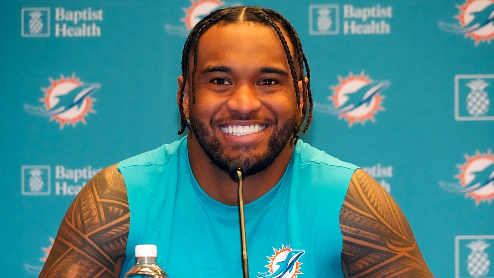 Tua Tagovailoa’s Future With Dolphins Tied To HC Mike McDaniel