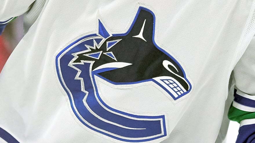 Why Hayden Stavroff should be at the top of the Canucks’ list of NCAA targets