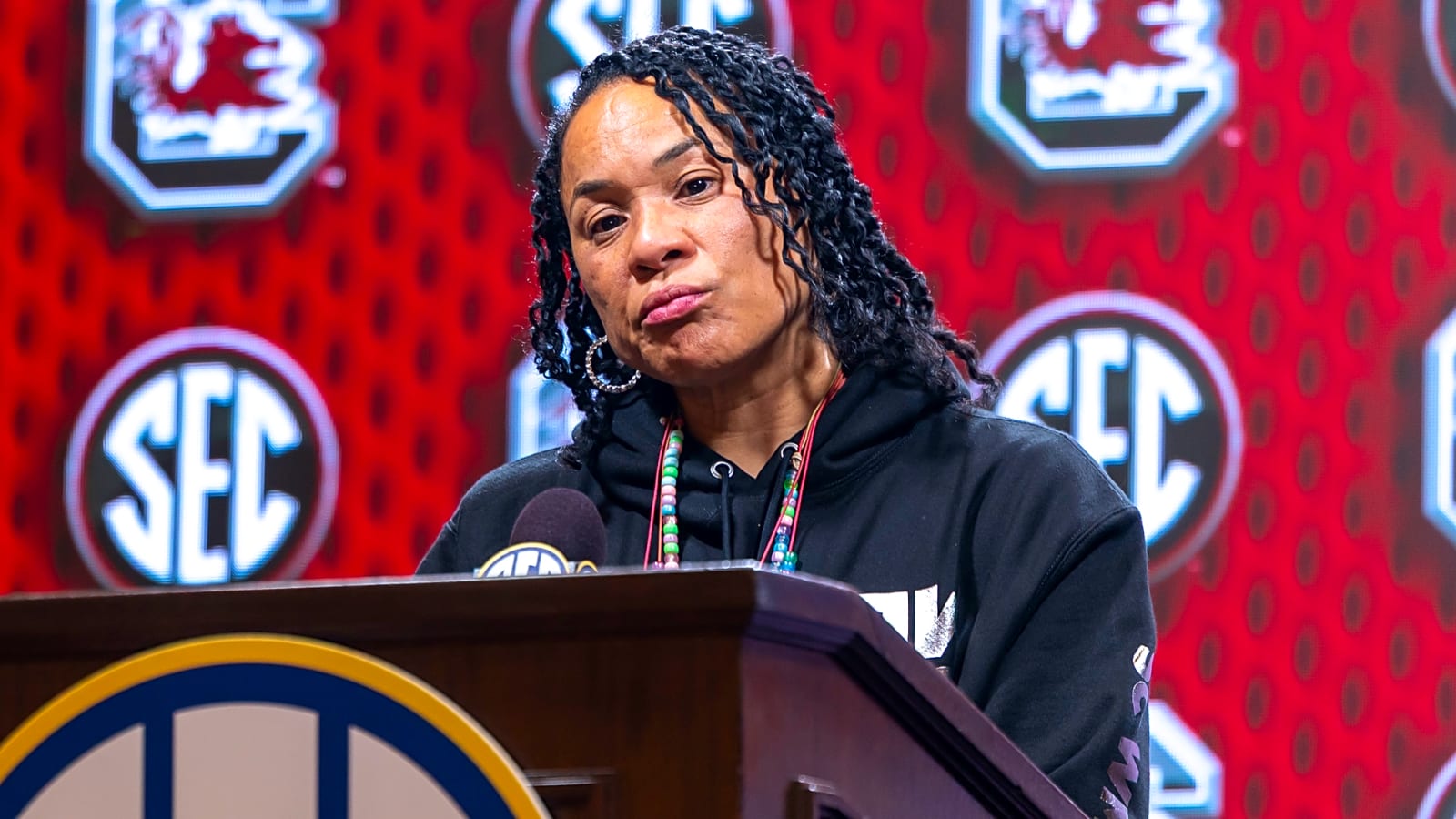 Dawn Staley gets real about female NBA coaches 
