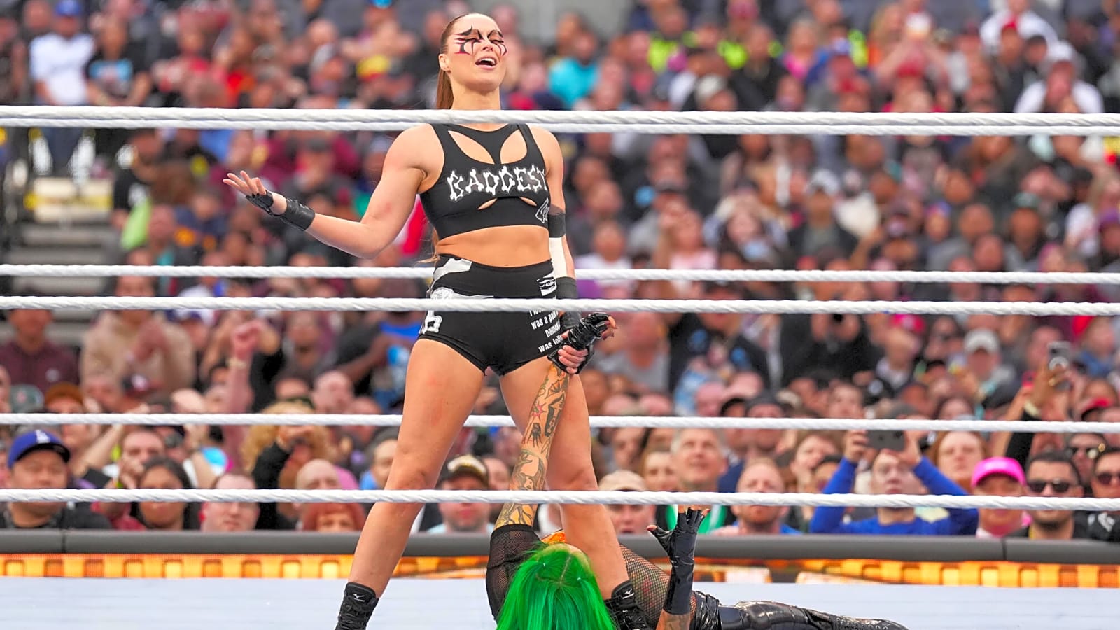 Ronda Rousey in serious talks for boxing debut