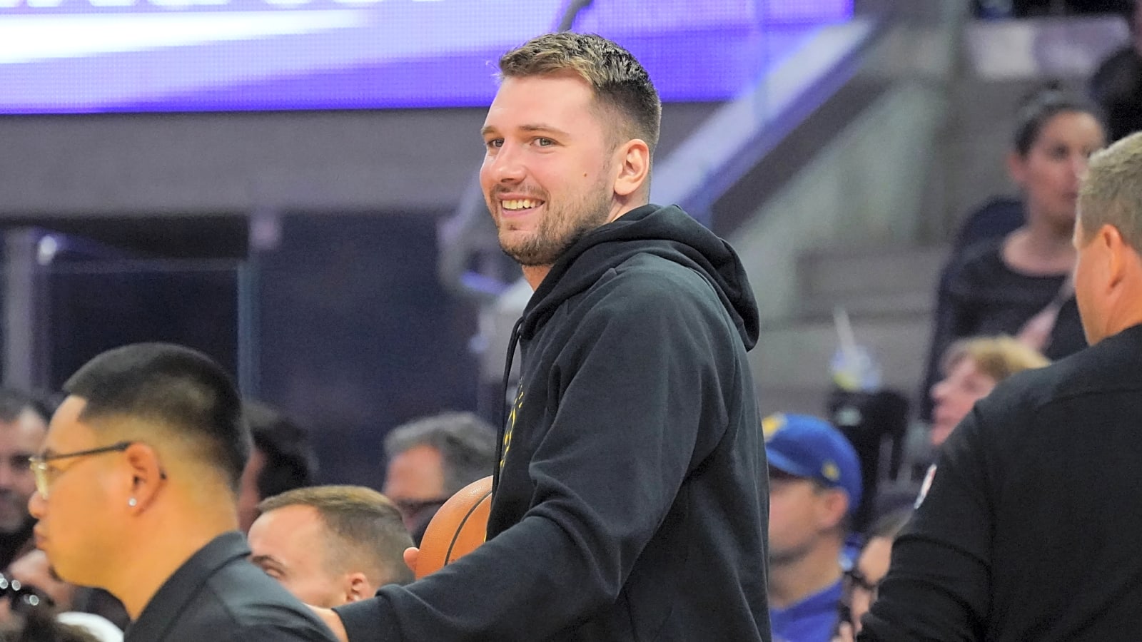 Luka Dončić is Expected to Make His 2025 Preseason Debut Against the Suns