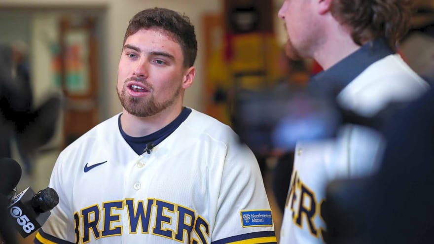 Milwaukee Brewers: Matt Arnold explains reasoning behind shocking Caleb Durbin trade