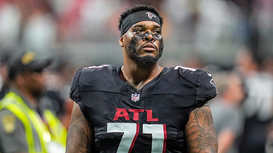Atlanta Falcons: Former OT Labels Team As A ‘Clown Show’