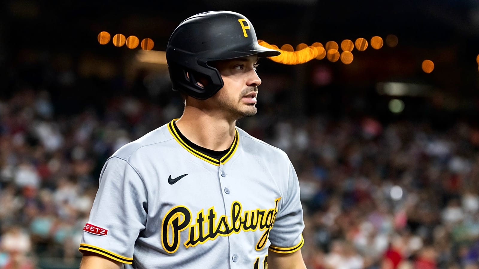 Royals reportedly eyeing long-term answer to outfield problems