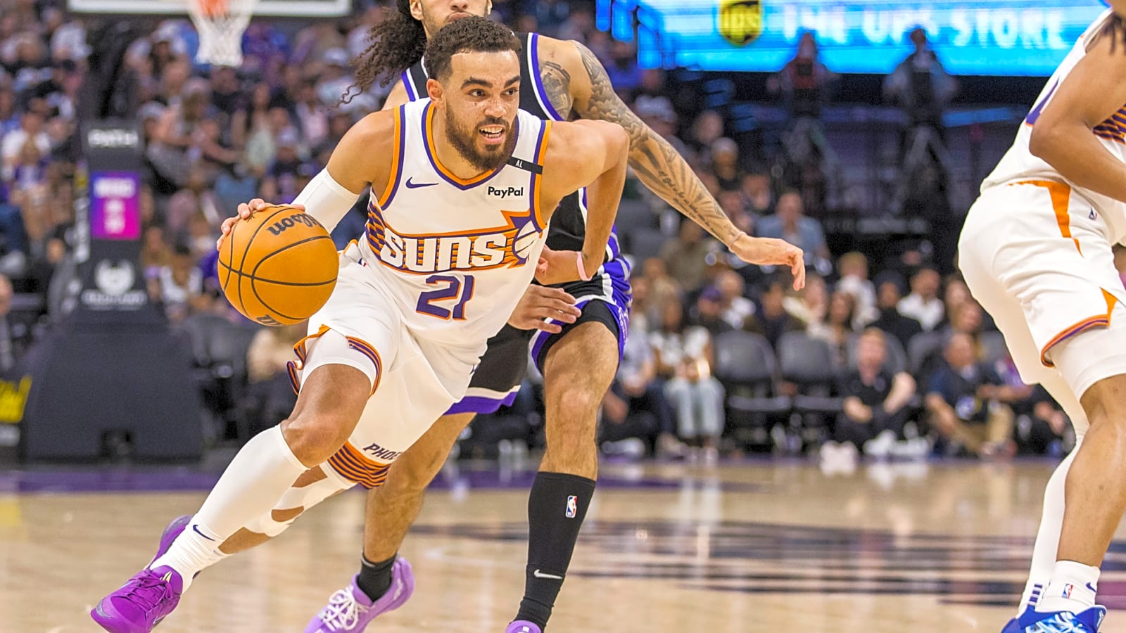 Tyus Jones among point guards on Kings' radar