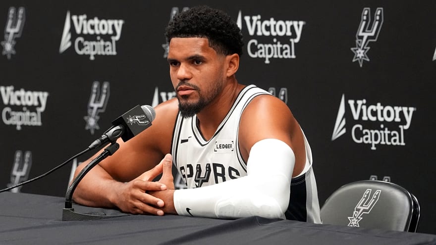 NBA Notes: Sixers, VJ Edgecombe, Spurs, Tobias Harris, Hornets