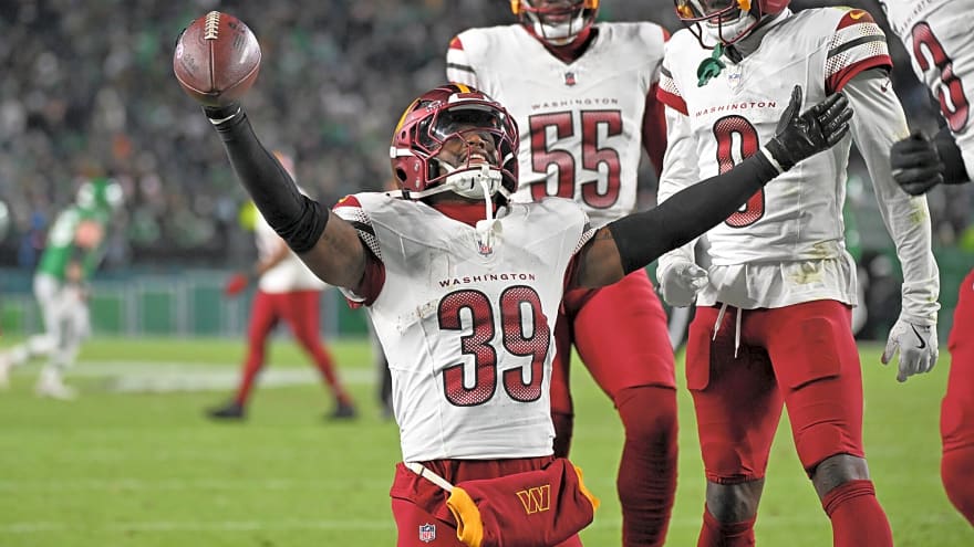 Commanders Extend S Jeremy Reaves