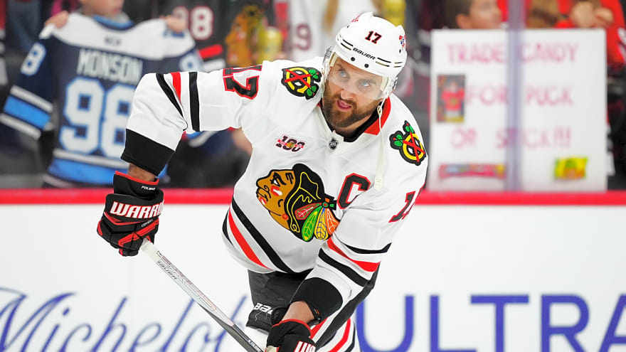 Recap: Blackhawks get back on track with dominant 4-0 win in Utah