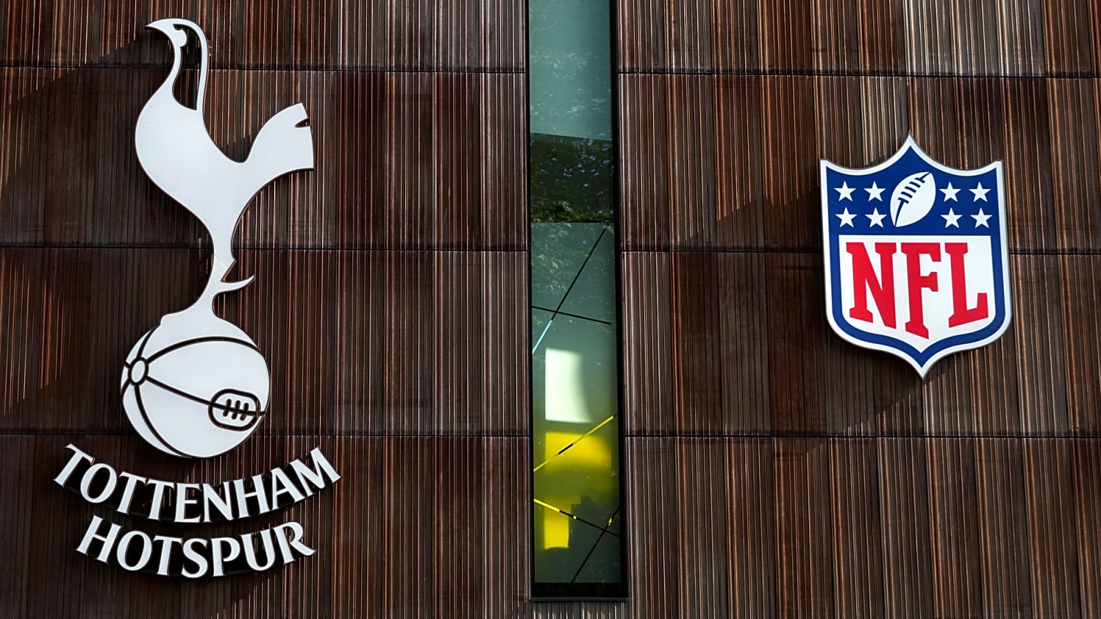 Tottenham fans told not to expect midfielder in a ‘Spurs shirt again’