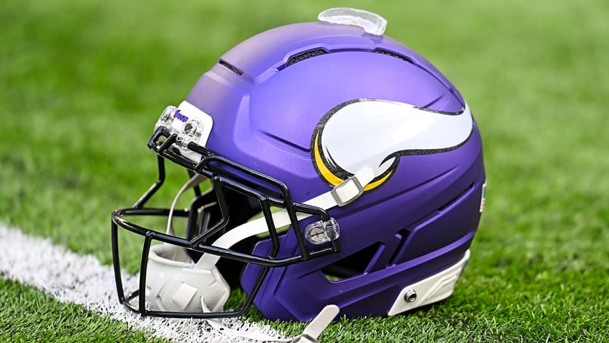 Former Vikings DB Ronyell Whitaker dies at 46