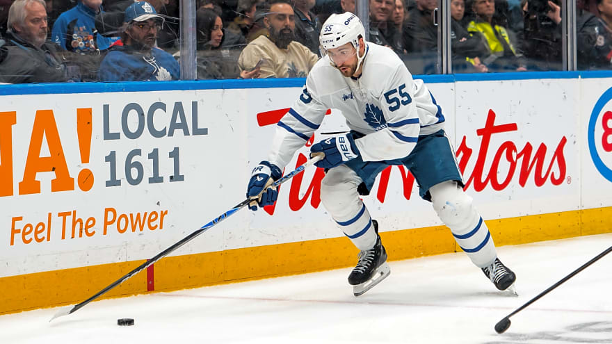 Colorado Avalanche Acquire Nicolas Roy