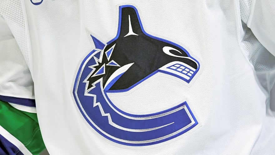 What Could Ilya Safonov Actually Bring to the Canucks?