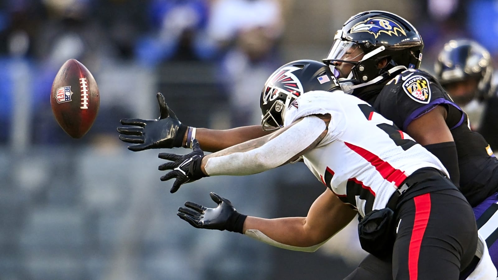 Browns Try Out EDGE Tyus Bowser