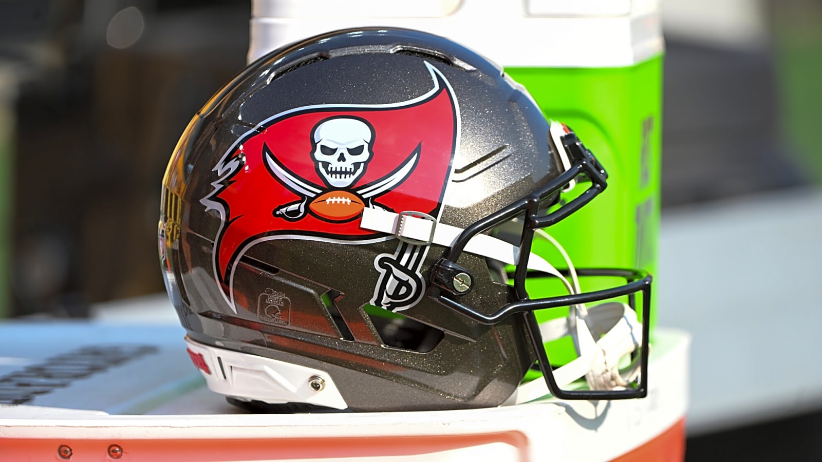Buccaneers Elevate OL Michael Jordan For MNF