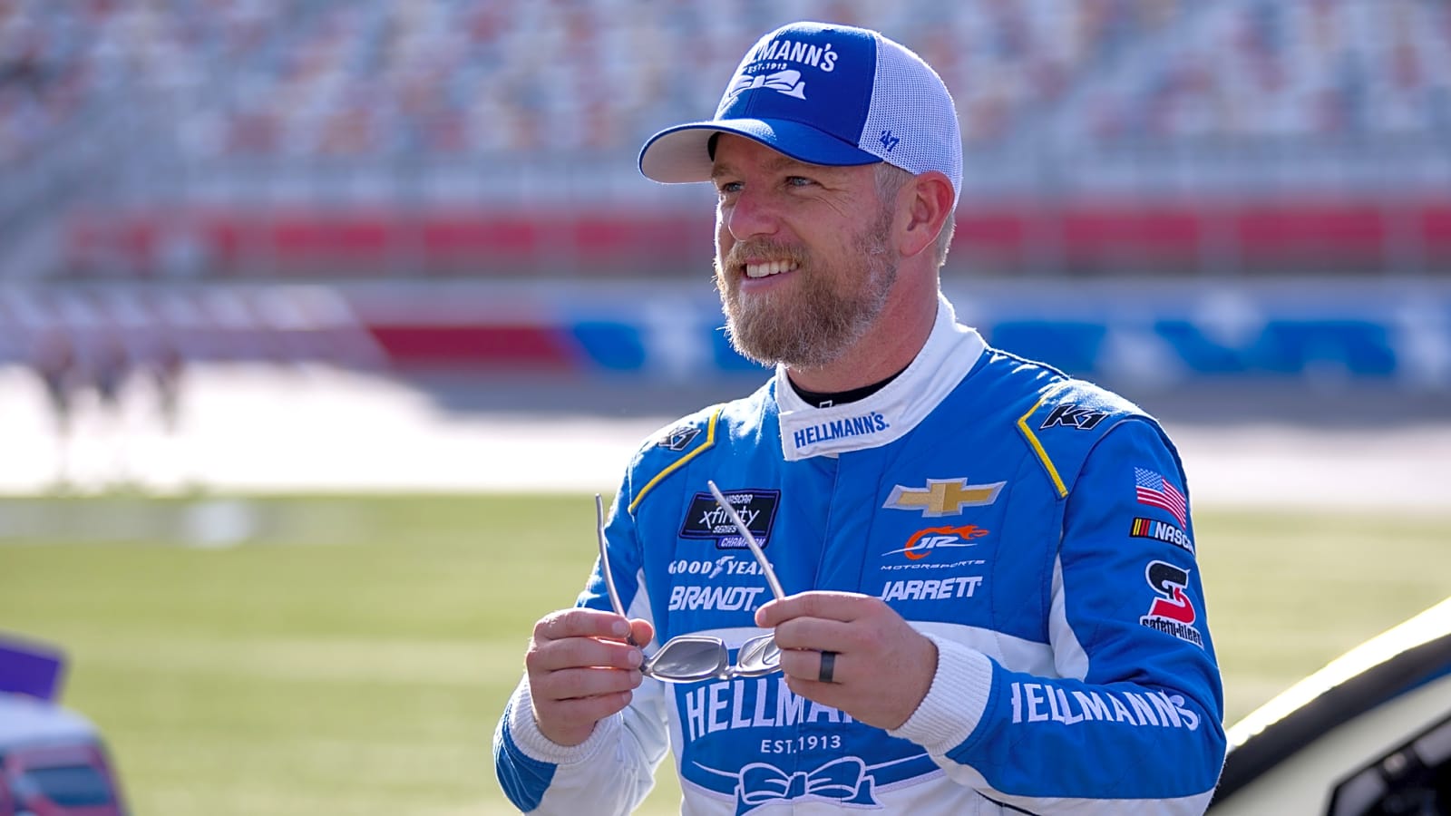 Justin Allgaier claims NASCAR Xfinity Series pole at Las Vegas
