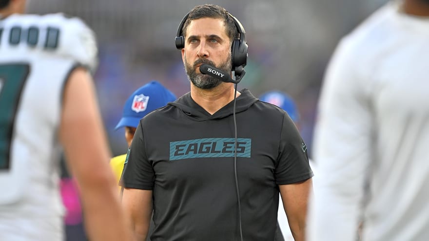 Eagles HC Nick Sirianni reacts to Makai Lemon's preseason dud