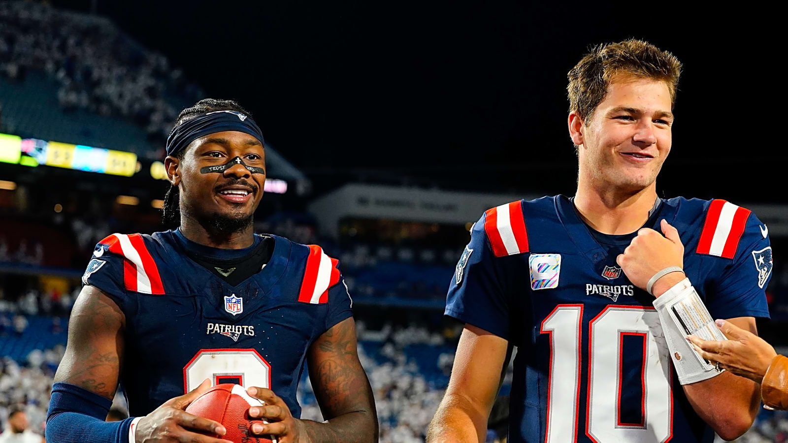 Stefon Diggs compares Drake Maye to Josh Allen