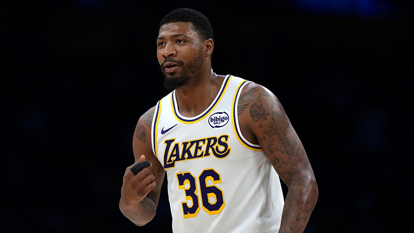 Lakers’ Marcus Smart, Bill Maher escape mostly injury-free after courtside collision