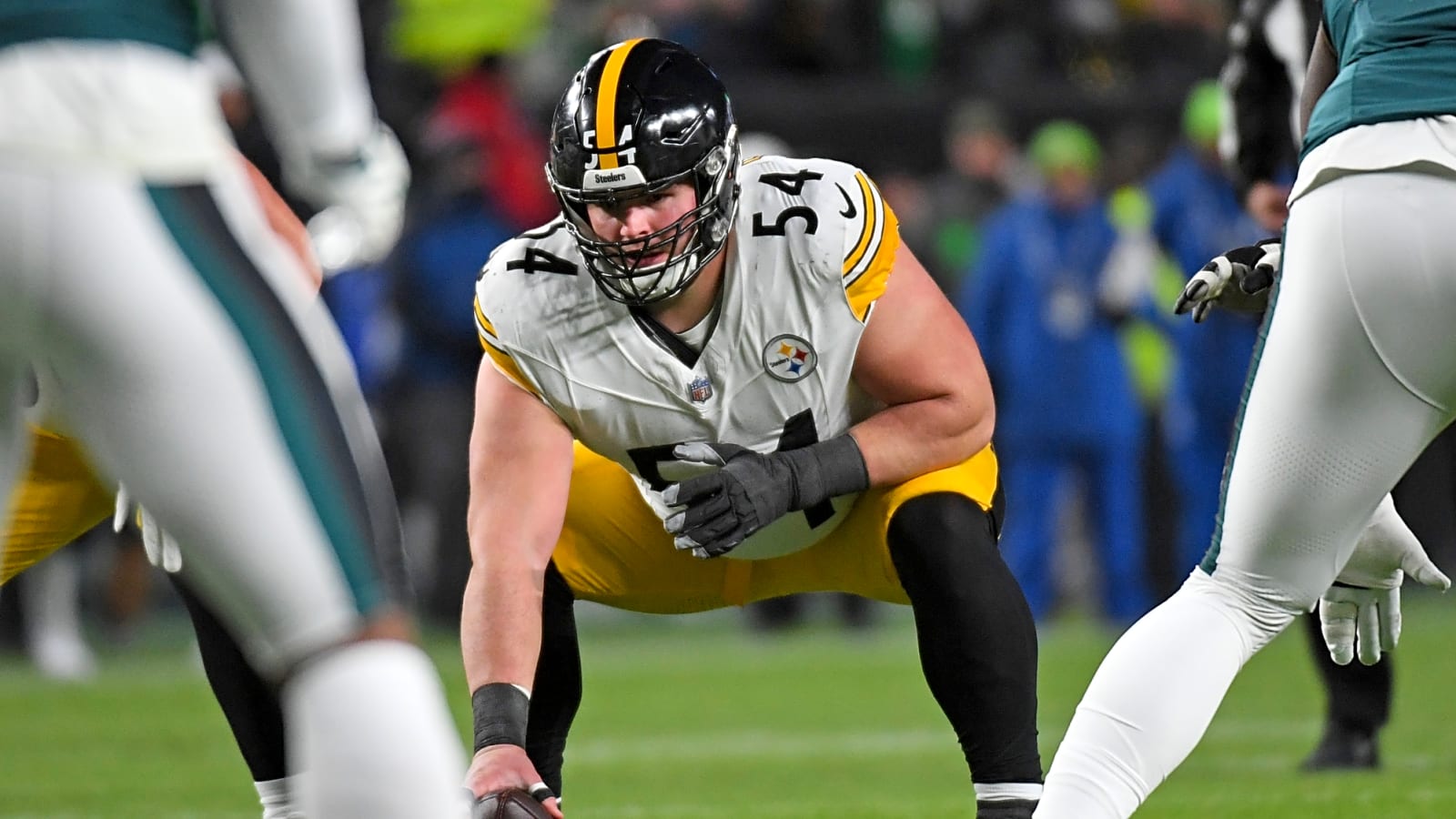 Steelers&#39; Zach Frazier Gets Hit With Ultimate Disrespect Entering 2nd Professional Season