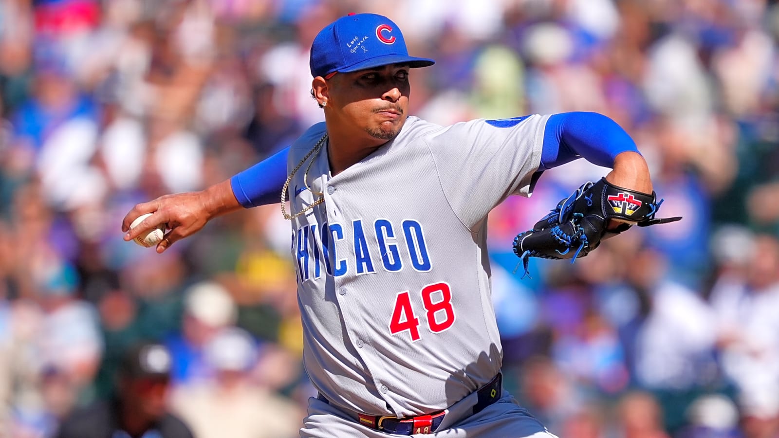 Cubs closer exits game against Nationals with shoulder injury